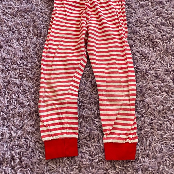 Girls 5t Mrs Claus Christmas pajama set - Picture 10 of 13
